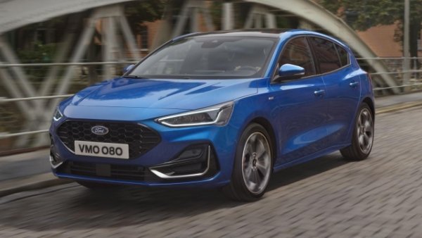 Девето място заема Ford Focus с двигател 1.5 EcoBlue, за който ACI дава разход на километър от 0,5123 евро/км . Поколението е четвърто и скоро ще бъде спряно от производство. Дълъг 4,39 метра и широк 1,83 метра, той има 392-литров багажник.

Неговият четирицилиндров дизелов двигател 1.5 EcoBlue е в състояние да достави максимална мощност от 116 к.с. и въртящ момент от 250 Нм. Декларираният разход на гориво е 5 л/100 км.